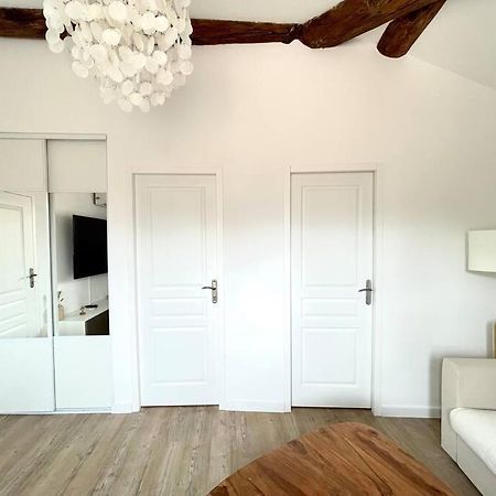 Ravissant Appartement Au Coeur D'Aix آيكس أومبروفينس المظهر الخارجي الصورة