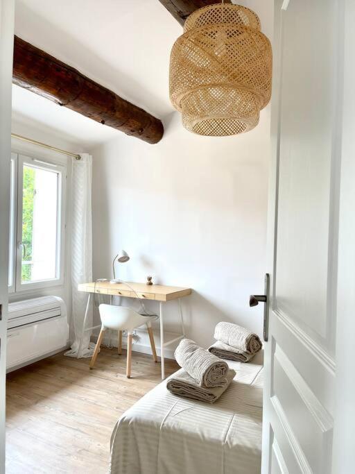 Ravissant Appartement Au Coeur D'Aix آيكس أومبروفينس المظهر الخارجي الصورة