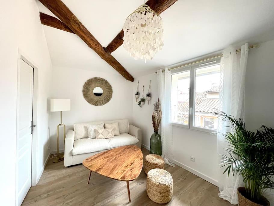 Ravissant Appartement Au Coeur D'Aix آيكس أومبروفينس المظهر الخارجي الصورة